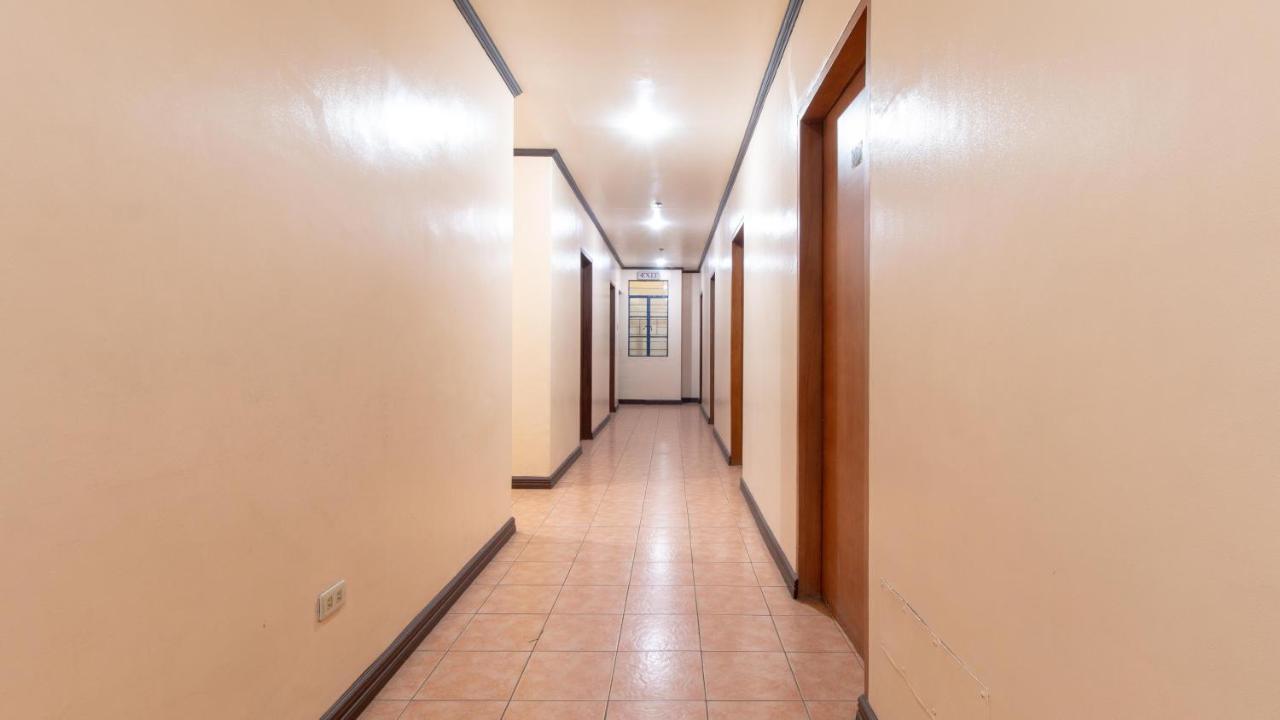 Hotel Reddoorz @ Downtown Tacloban Exteriér fotografie